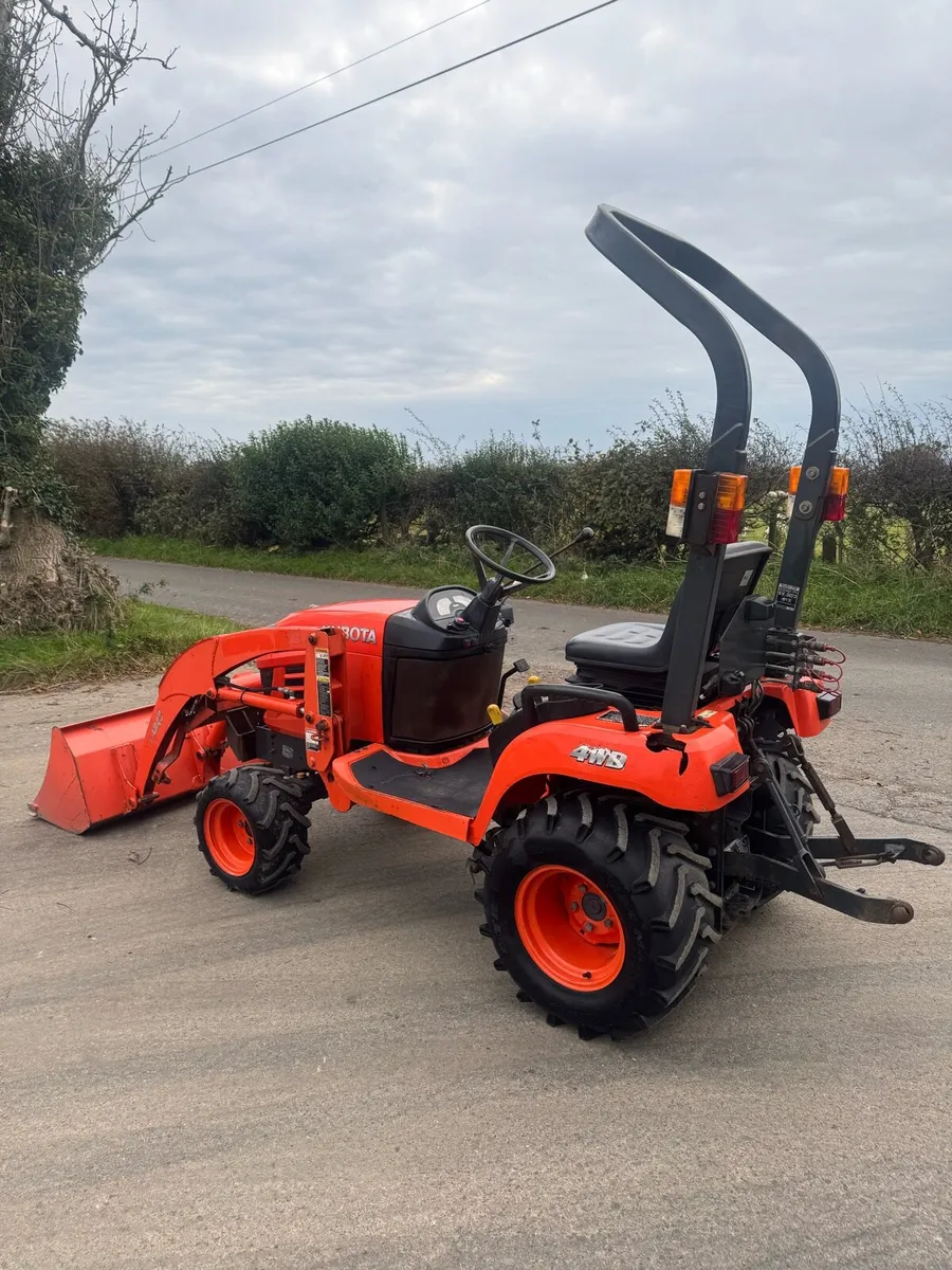 Kubota Compact Tractor - Image 2