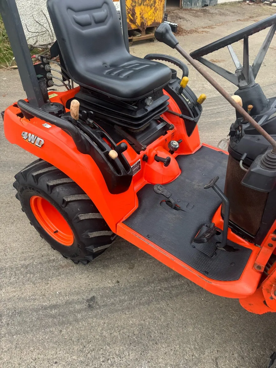 Kubota Compact Tractor - Image 4