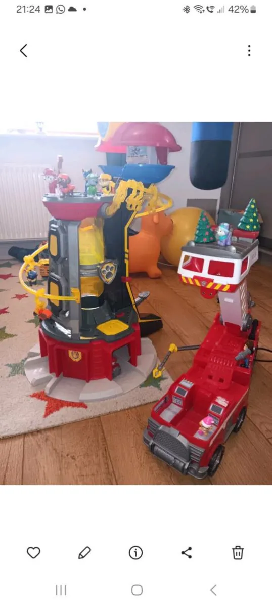Paw Patrol tower and more - Image 1