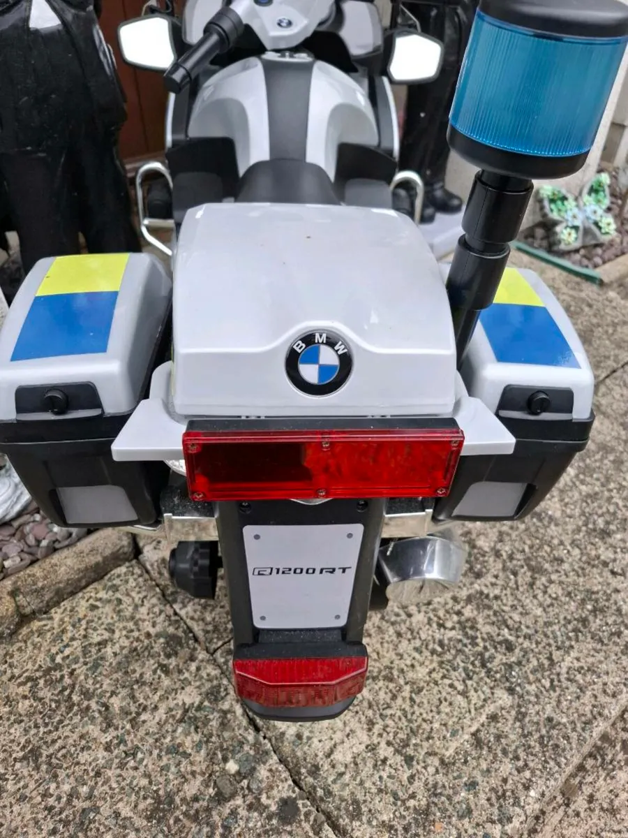 Kids eldctric police motorcycle - Image 2