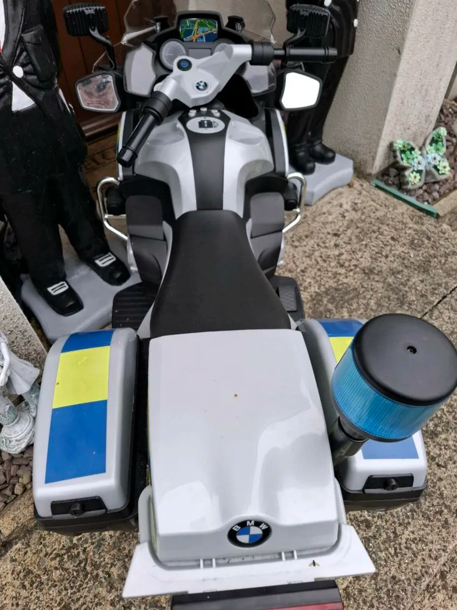 Kids eldctric police motorcycle - Image 3