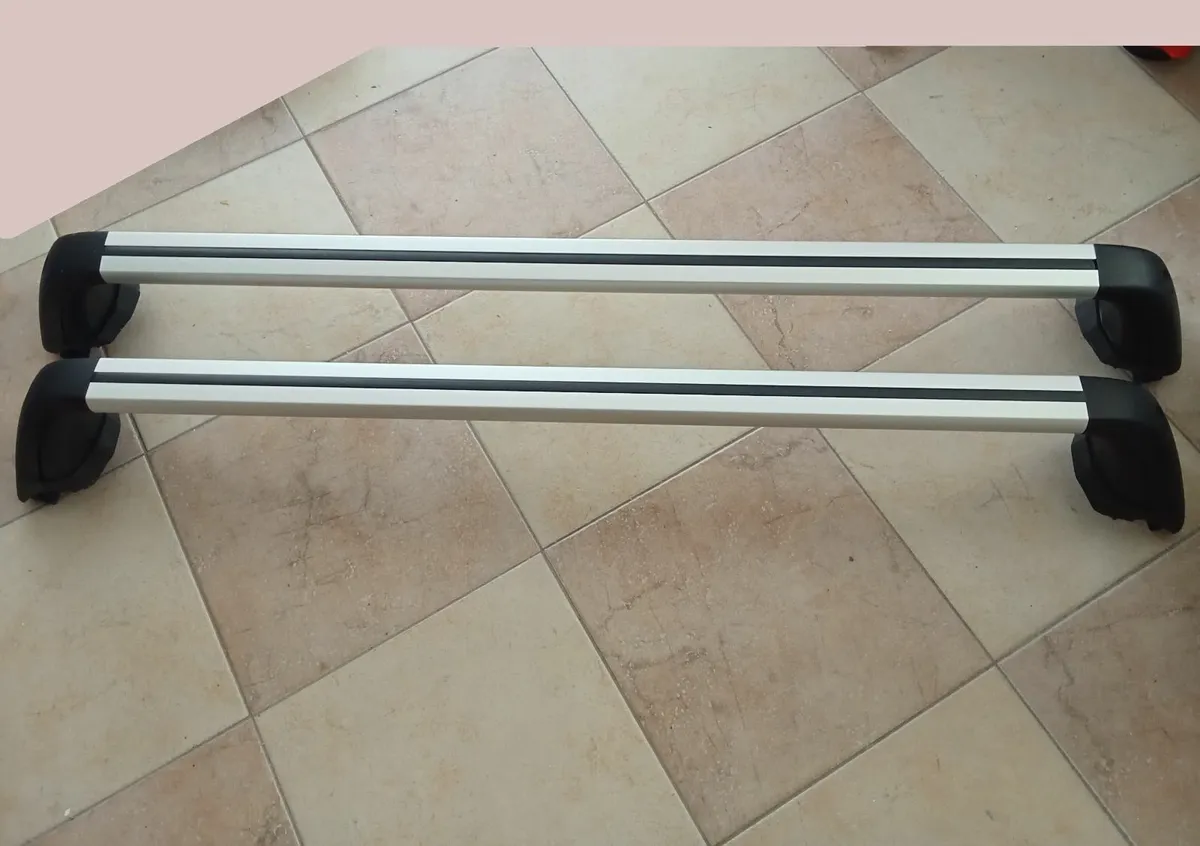 Roofbars for Opel/Vauxhall Insignia - Image 1