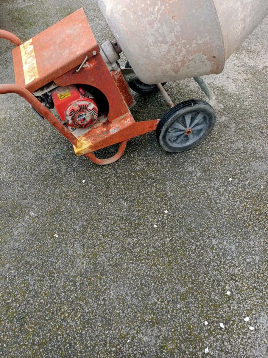 Cement mixer - Image 2
