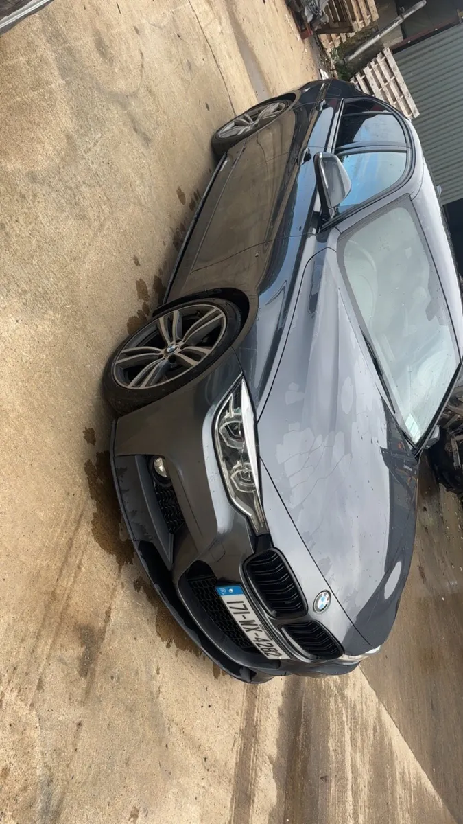 BMW 320d - Image 1