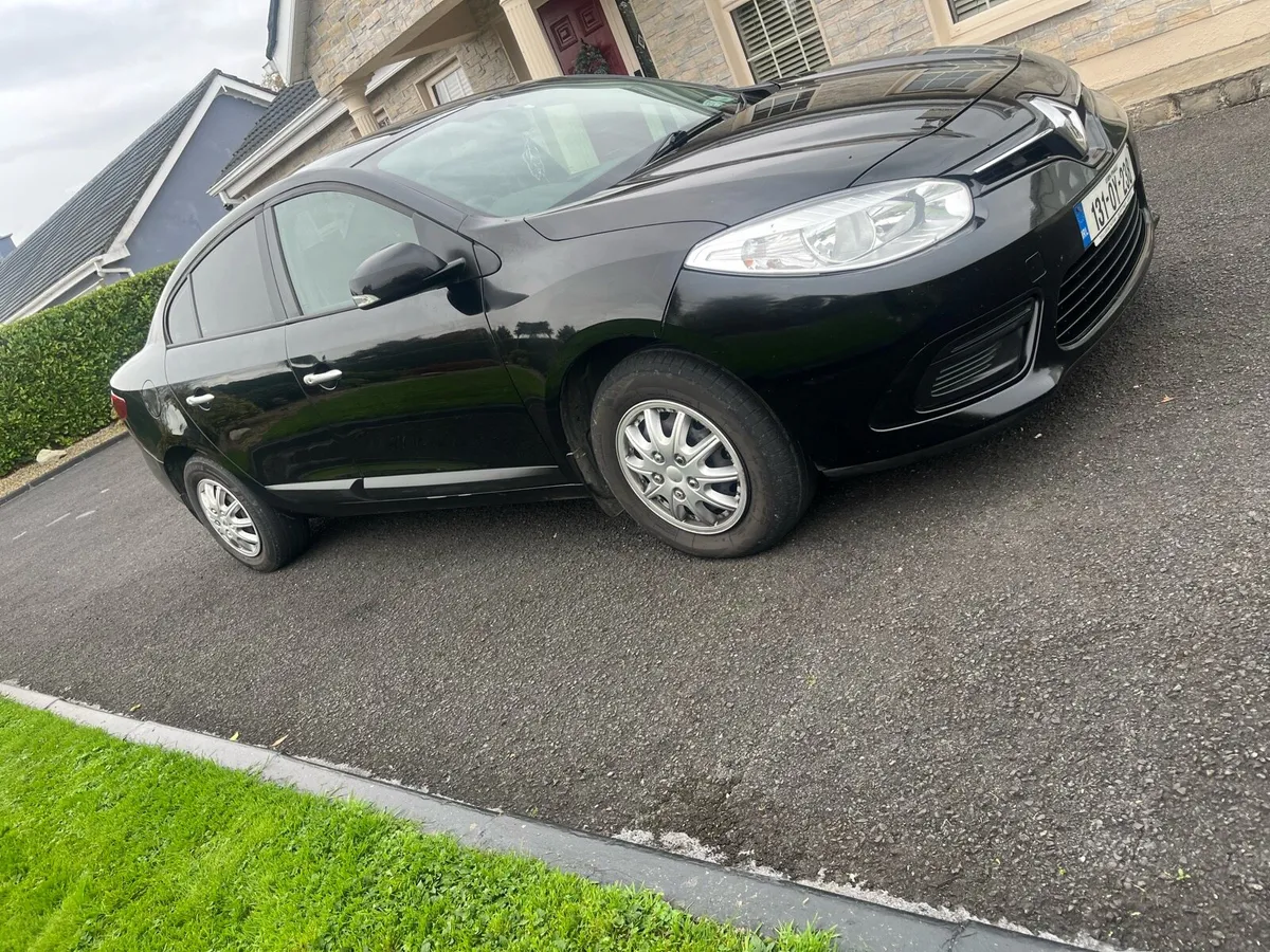 131 Renault Fluence - Image 2