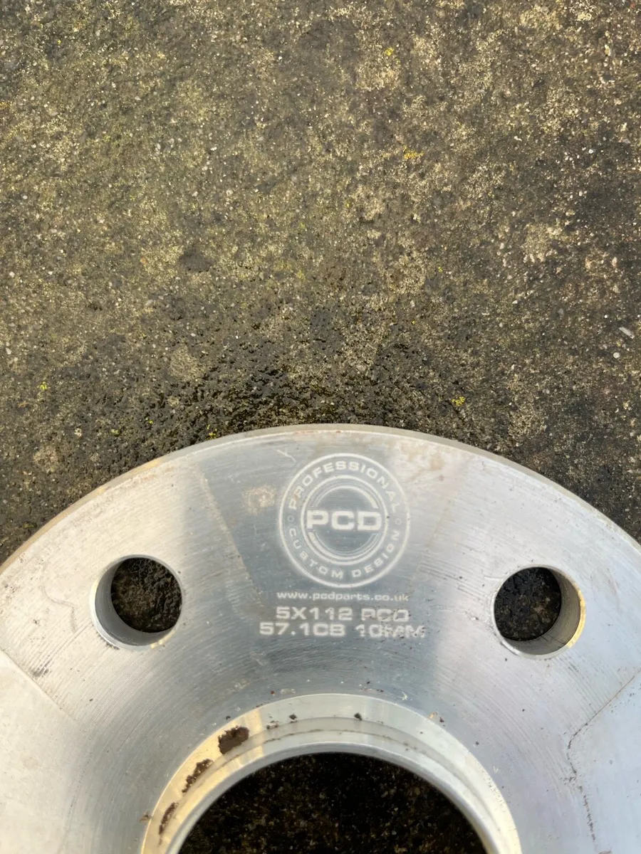 4 wheel spacers 5x112 10mm. (Wheel nuts included) - Image 2
