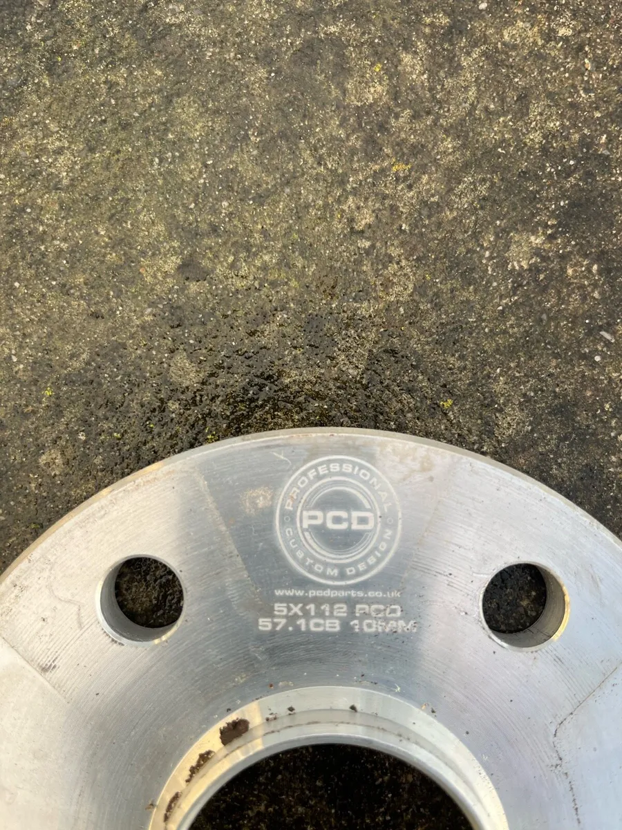 4 wheel spacers 5x112 10mm. (Wheel nuts included) - Image 3