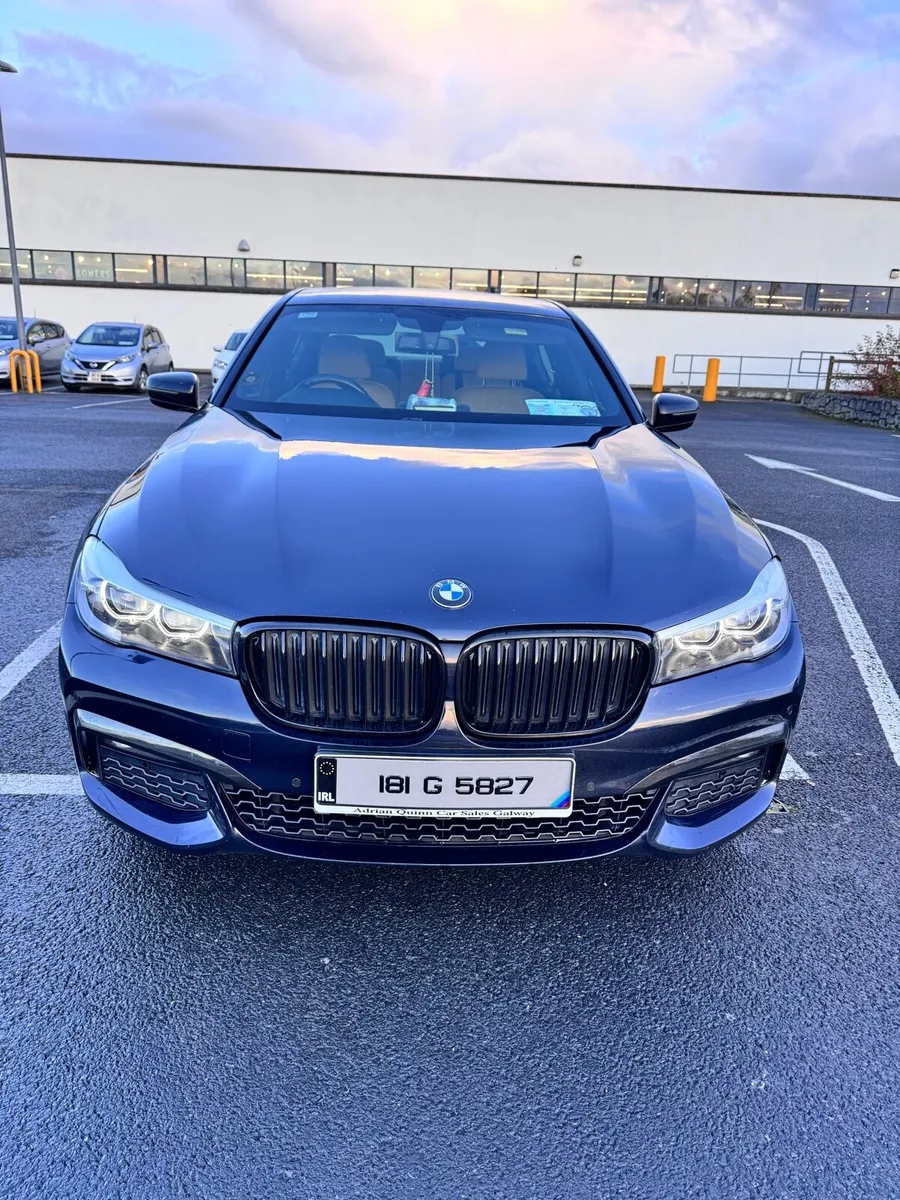 Car - Image 3