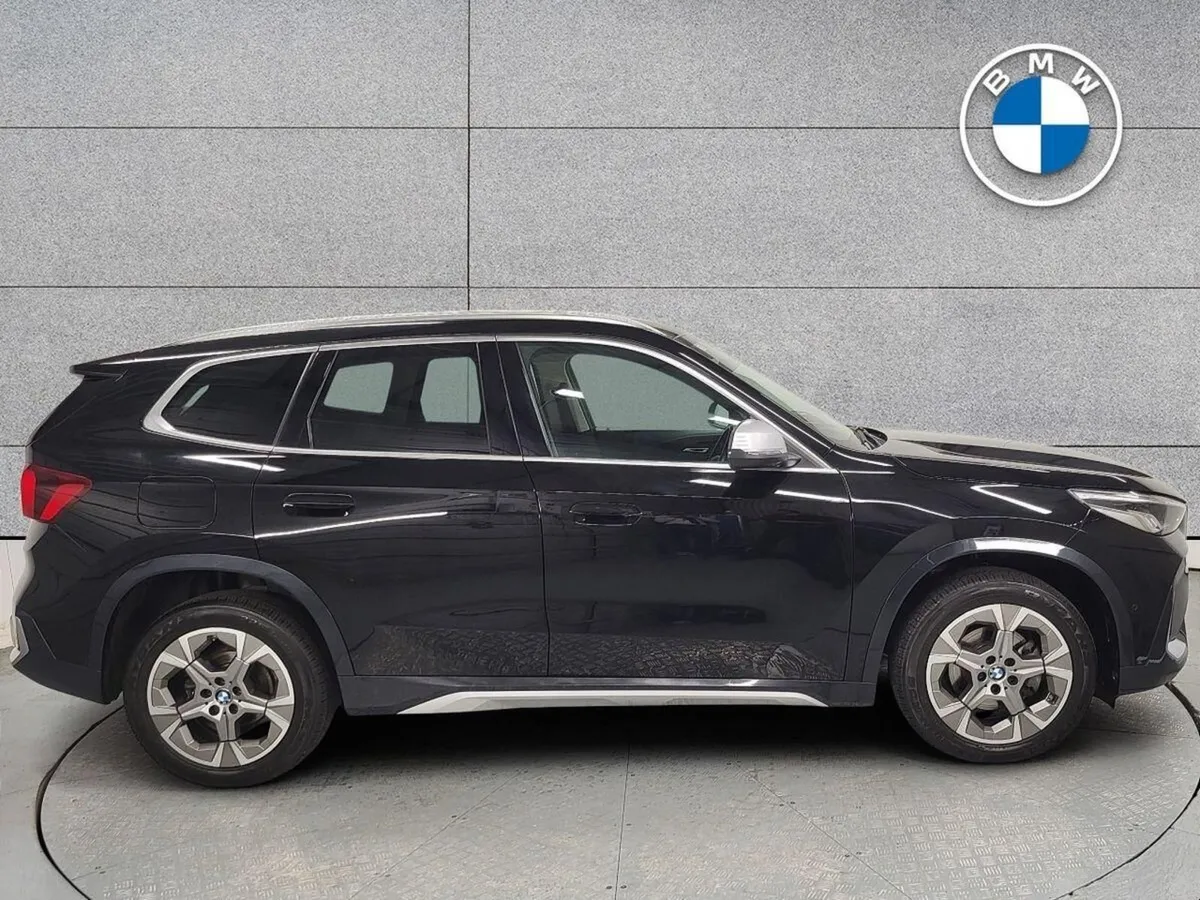 BMW X1 Sdrive18d Xline - Image 4