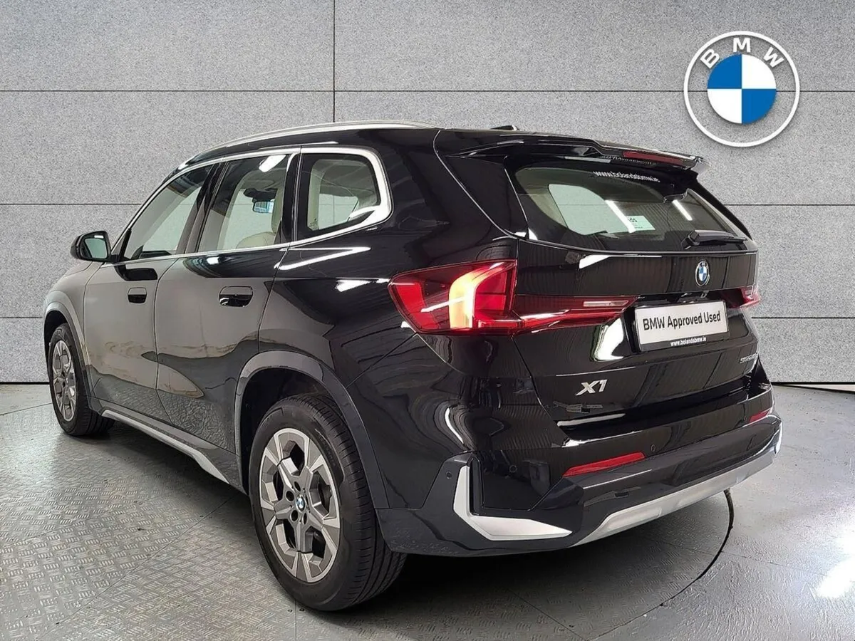 BMW X1 Sdrive18d Xline - Image 3
