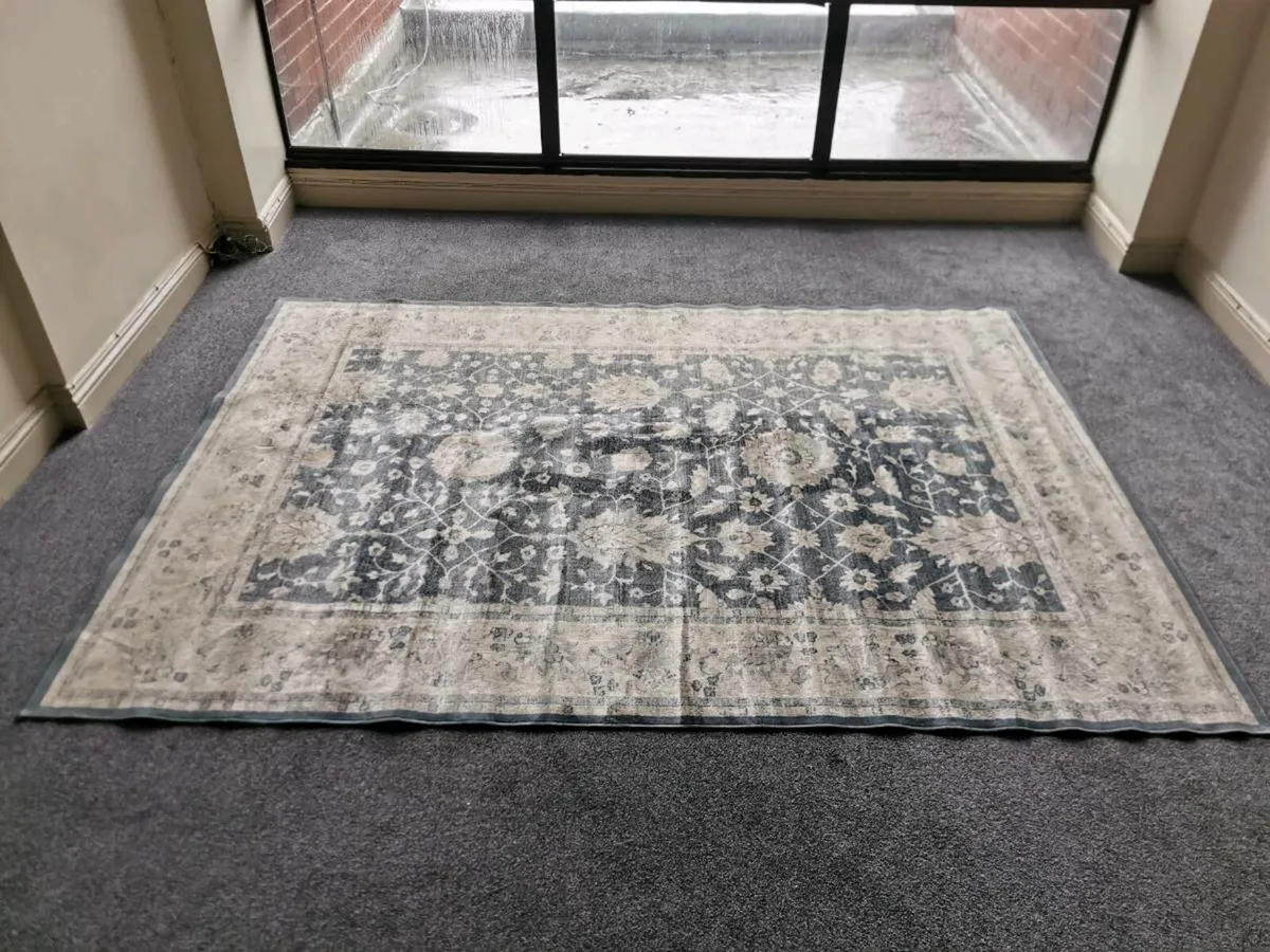 Rug - Image 1
