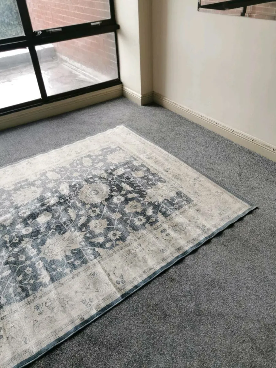 Rug - Image 4