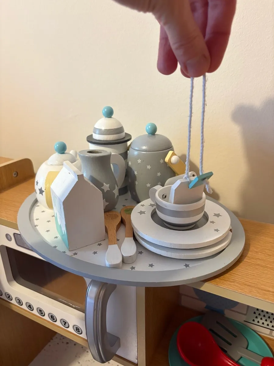 Toy kitchen + wooden tea set + dishes - Image 3