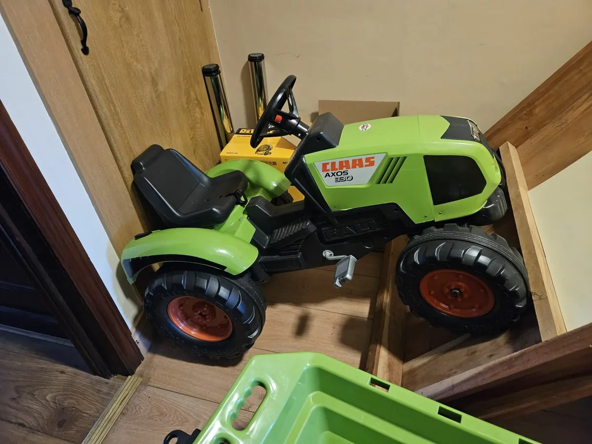 Claas Tractor With Front Loader And Trailer Toy - Image 4