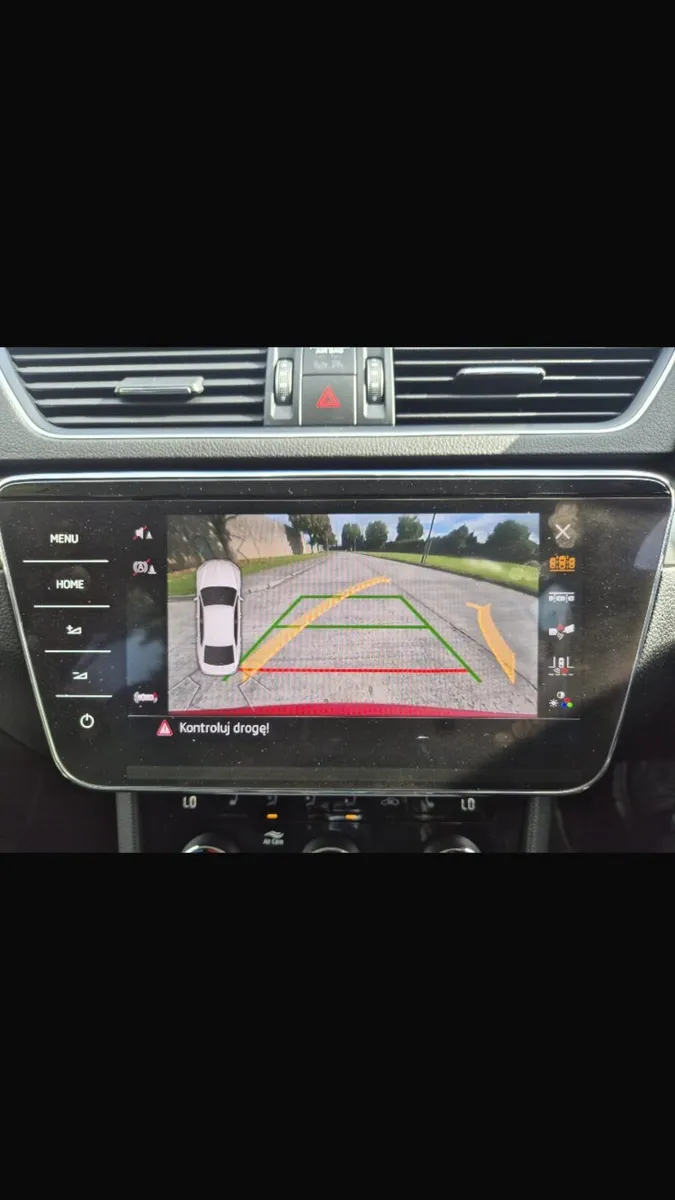2020 Skoda Superb 2.0 diesel Automatic - Image 4