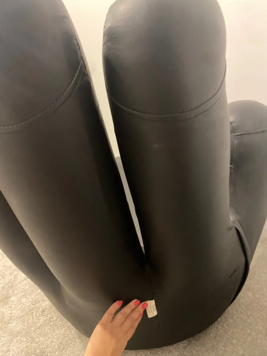 Hand-Shaped Swivel Chair – Used - Image 4
