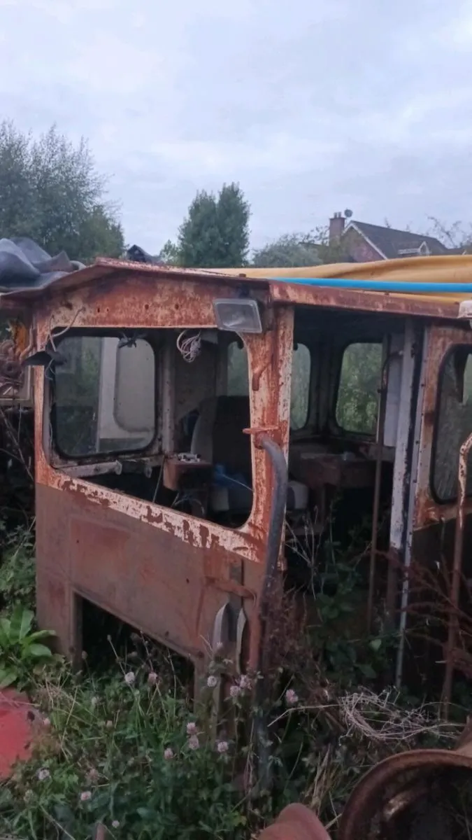 Loco cabs - Image 4