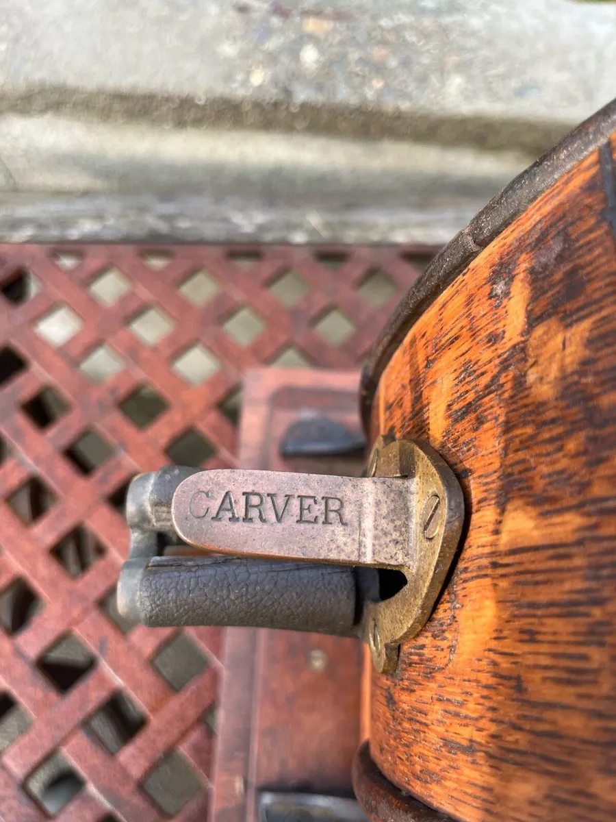 Old knife sharpener - Image 3
