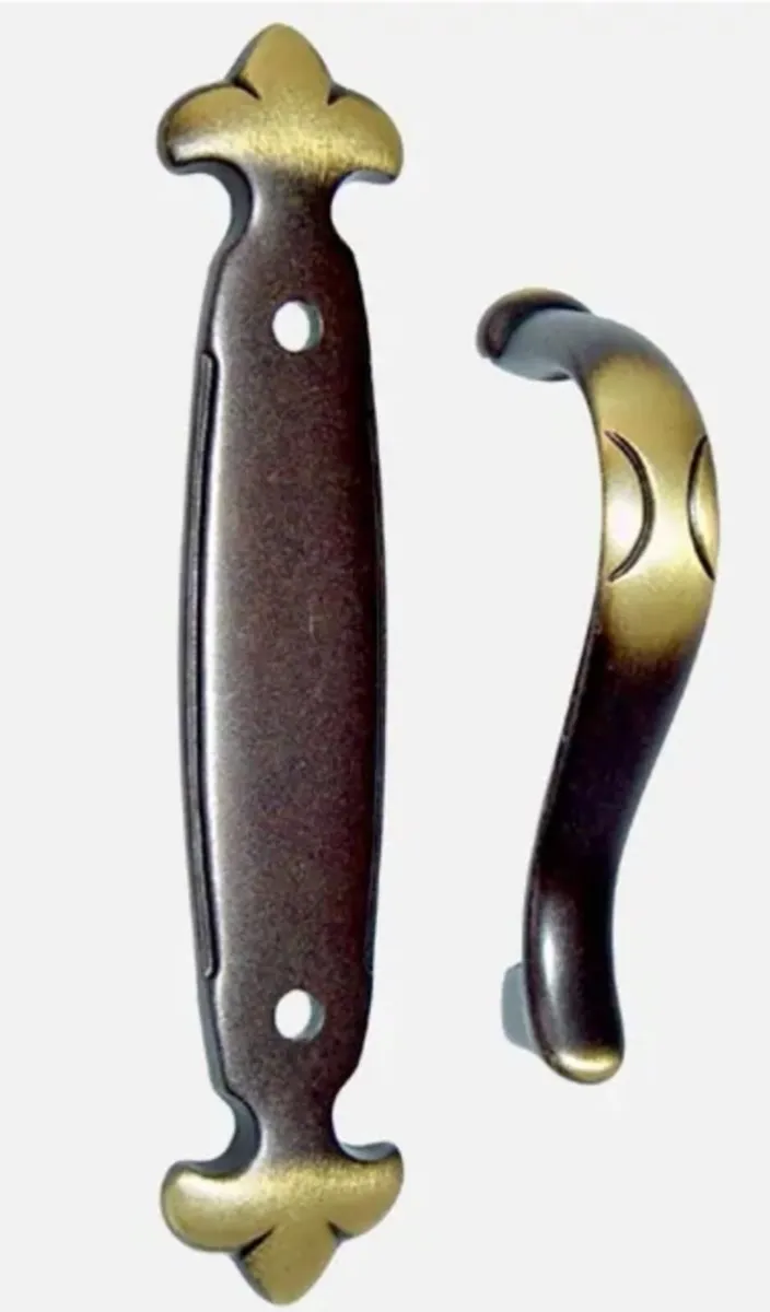 27 Kitchen door handles