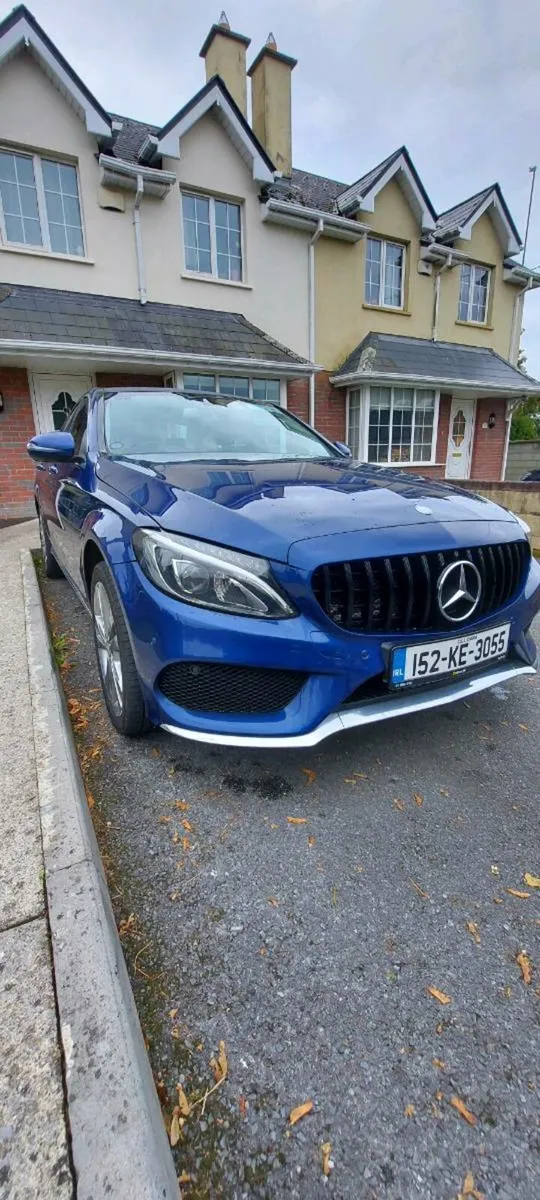 Mercedes-Benz C350e Hybrid 2.0 Petrol Automatic - Image 3