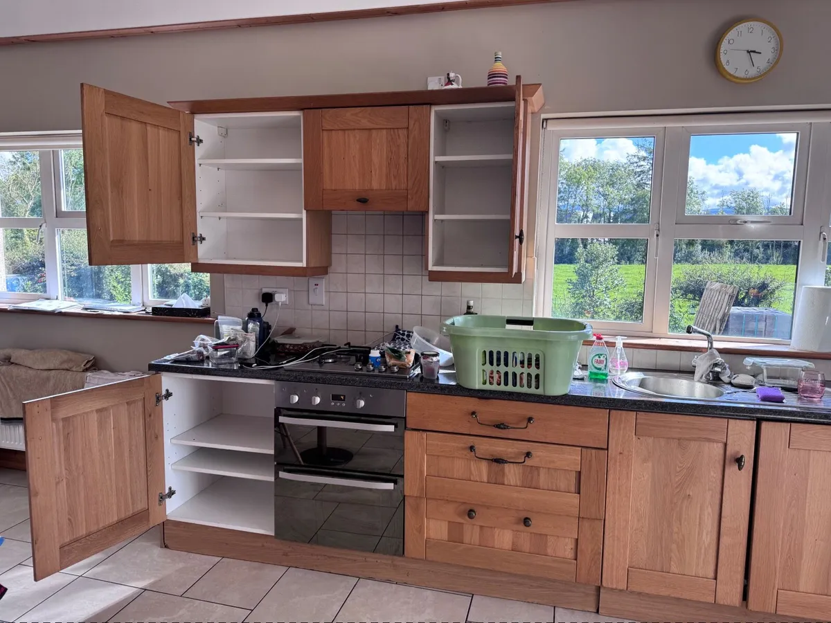 Kitchen cabinets - Image 4