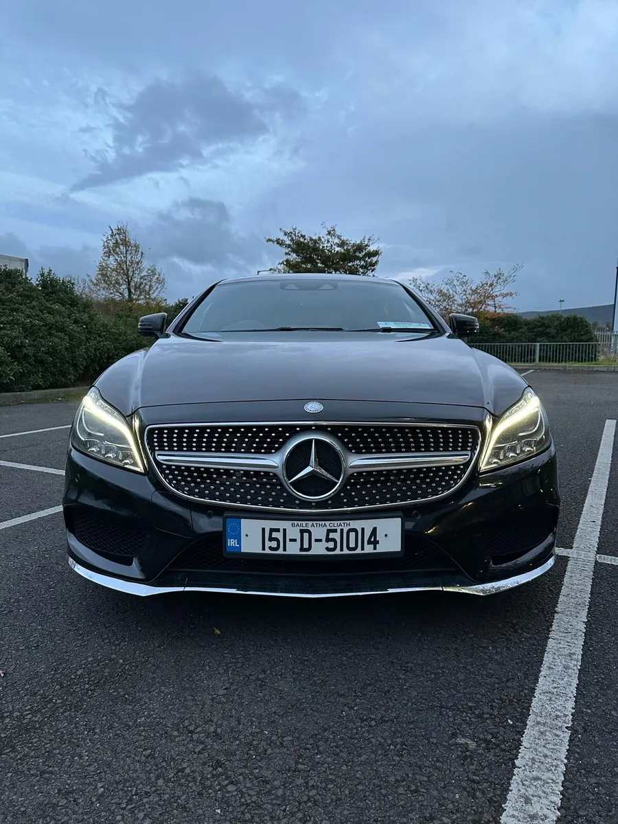 Mercedes-Benz CLS 2015 220d AMG LINE - Image 1