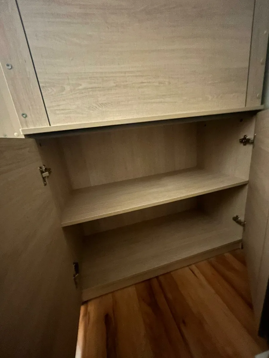 Children's bed with pull out desk - Image 4