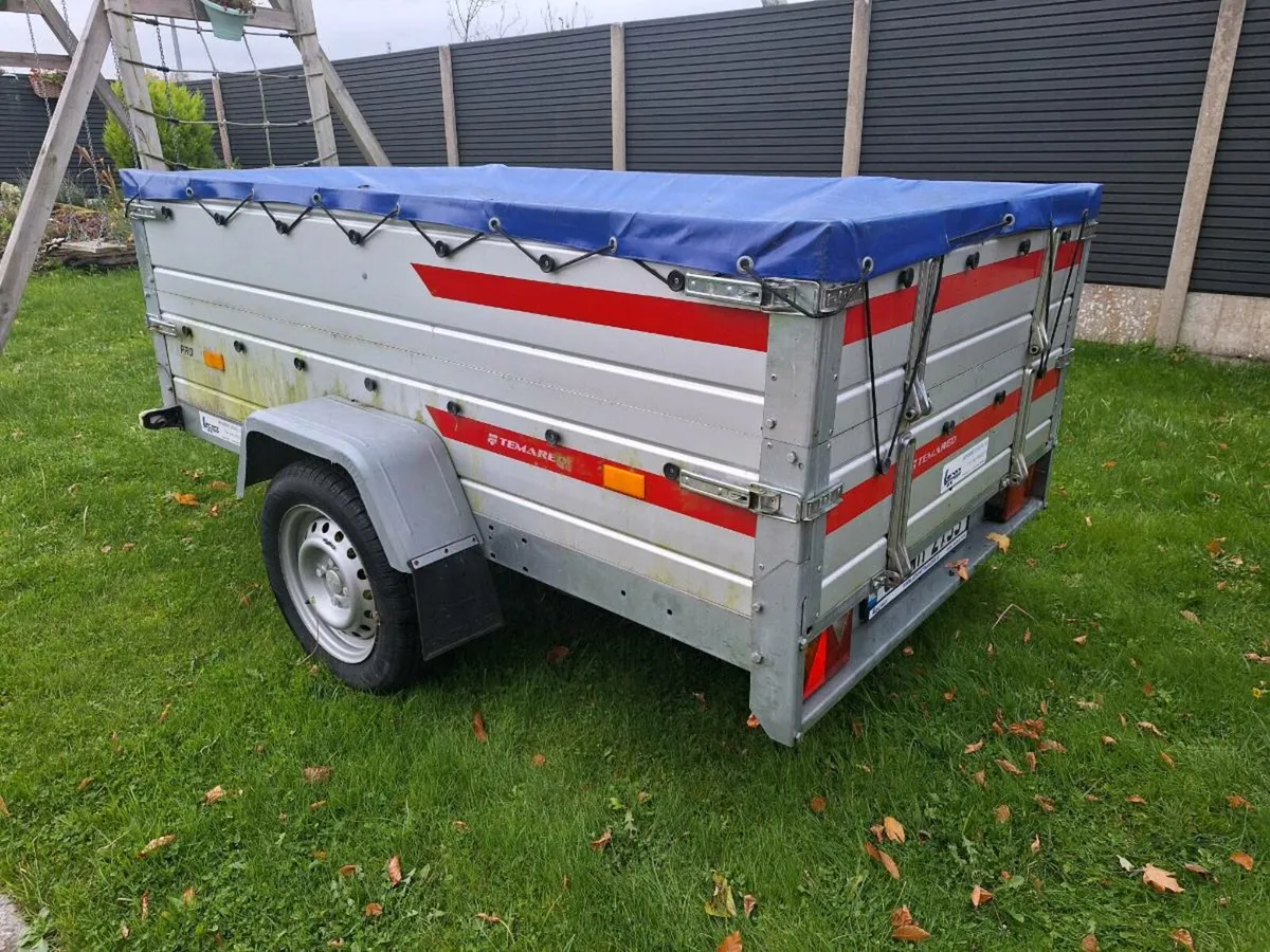 Trailer - Image 1