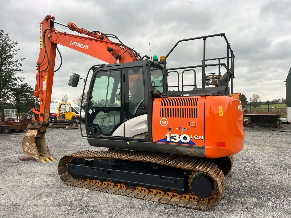 Hitachi ZX130-6 - Image 2