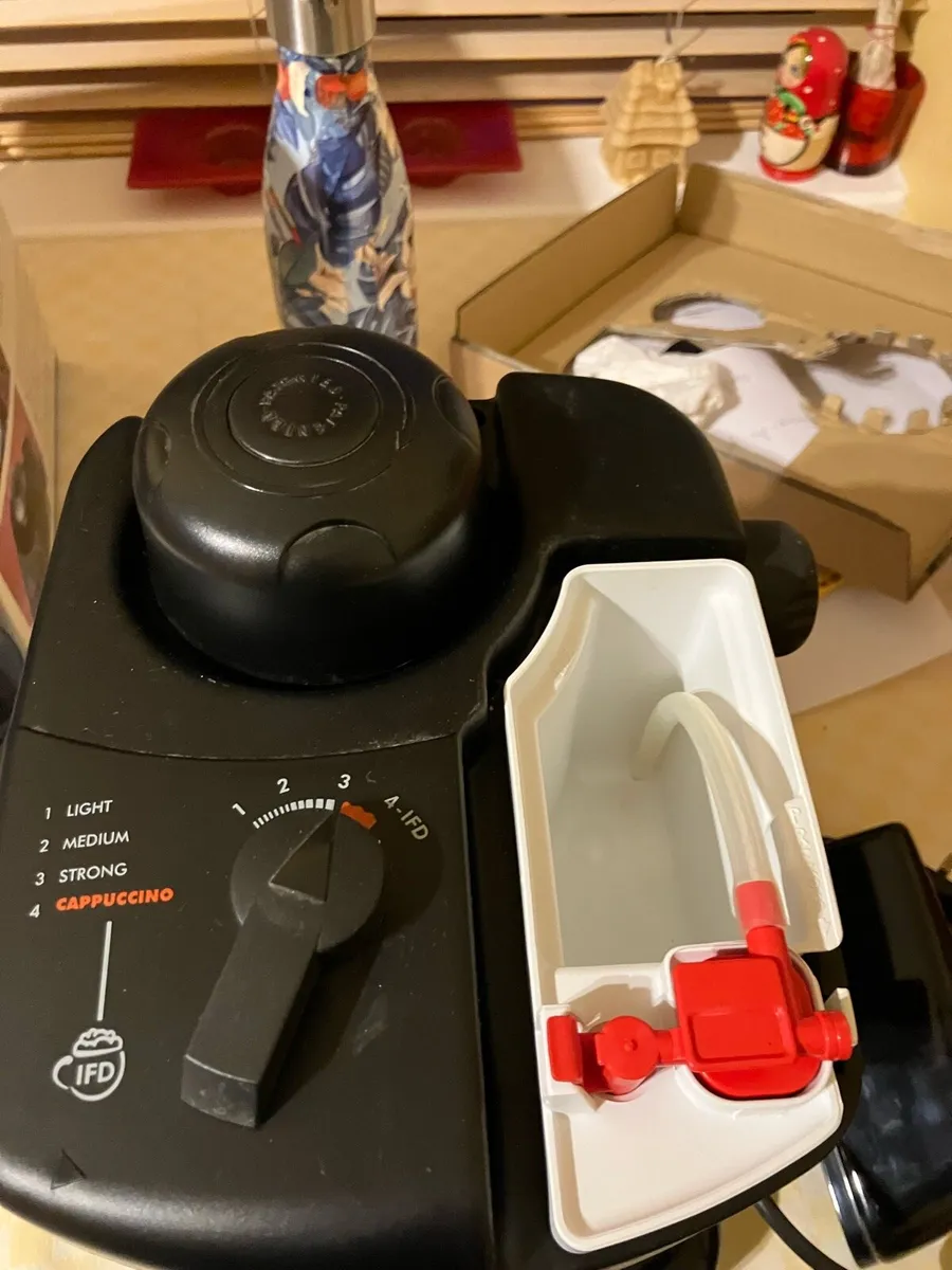 DeLonghi Caffe Firenze Coffee Maker - Image 4