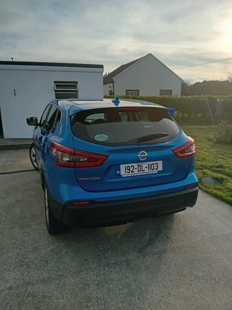 Car - Image 3