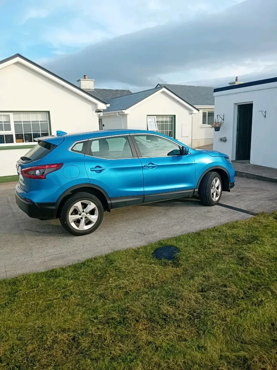 Car - Image 4