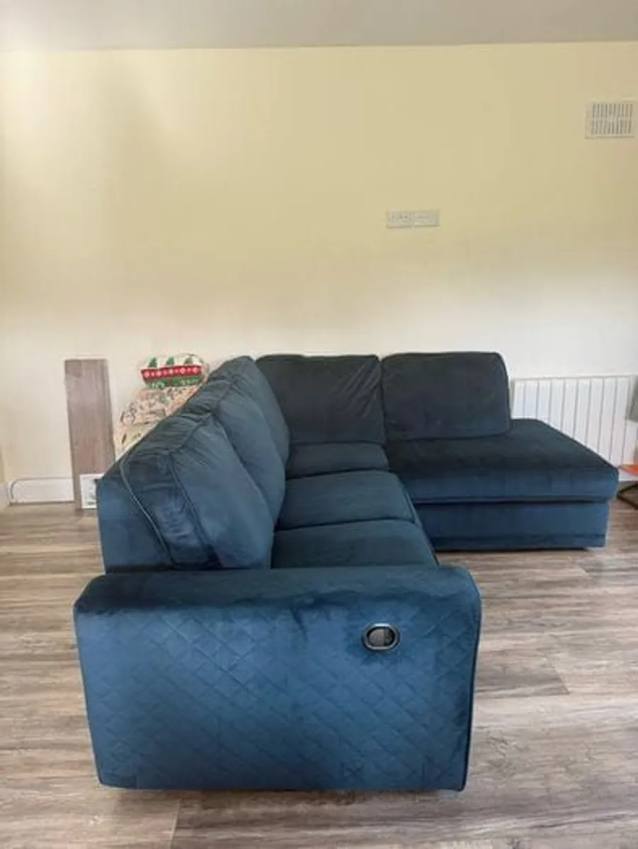 Orca Velvet Corner Sofa - Image 3