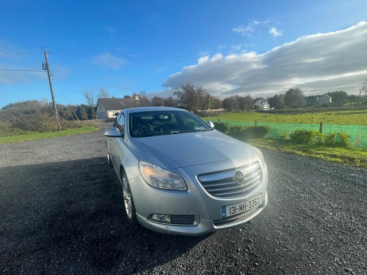 Vauxhall Insignia 2013 - Image 1