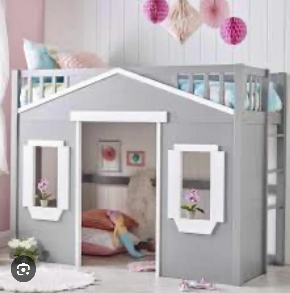 Kids loft bed