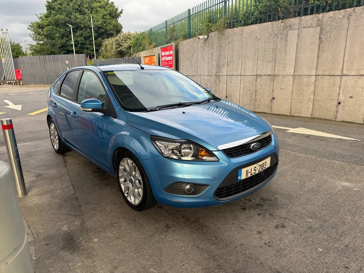 2011 Ford Focus 1.6 Ztec - Image 4