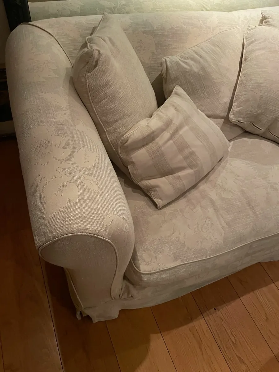 sofa - Image 2