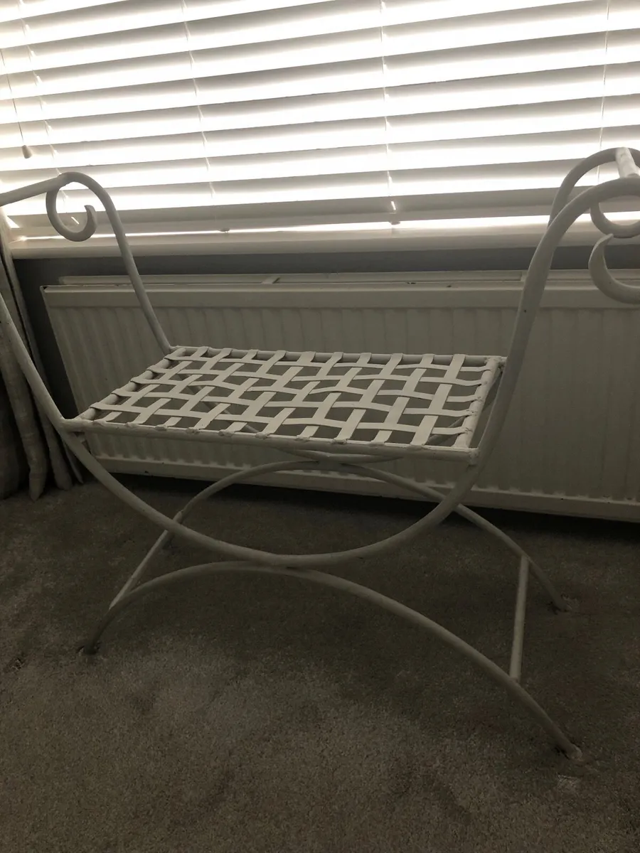 Bench - Image 1