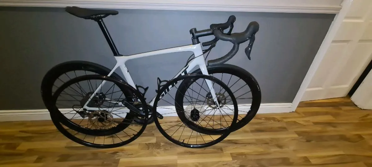 Giant TCR - Image 1