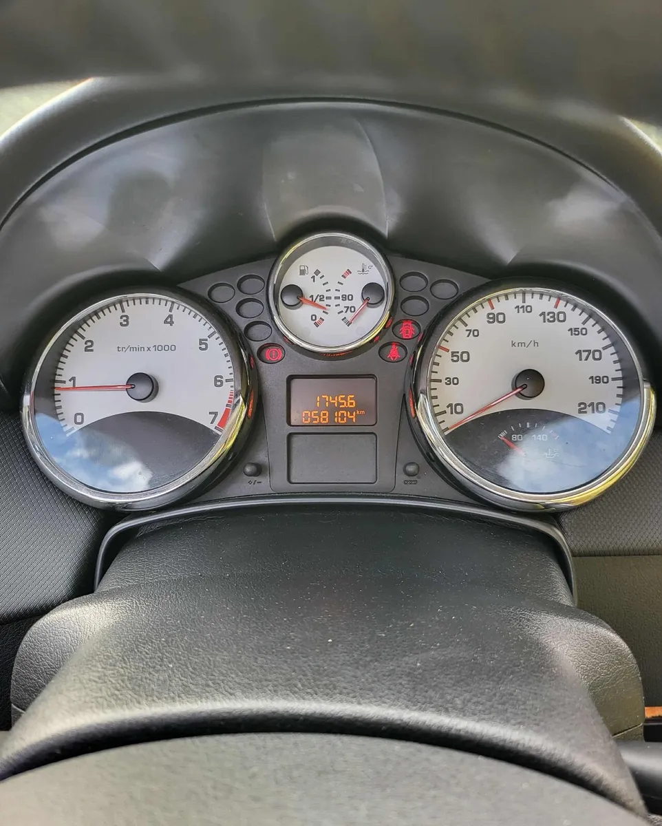 Peugeot 207cc 2007 - Image 4