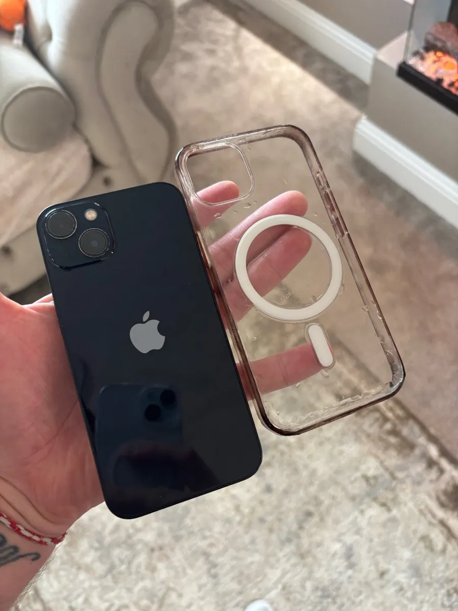 iPhone 13 sim free 128GB battery health 74% - Image 1