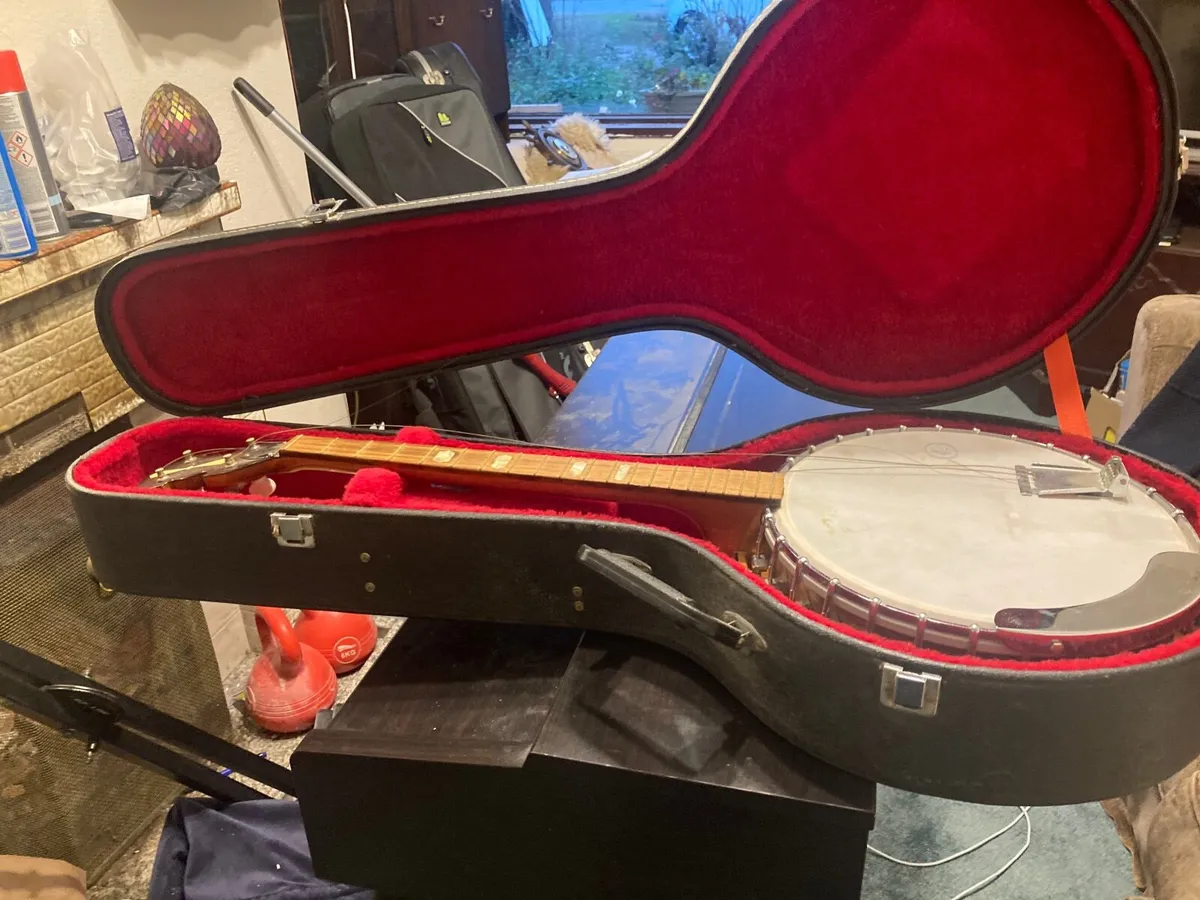 Banjo and Hard Case included - Image 4