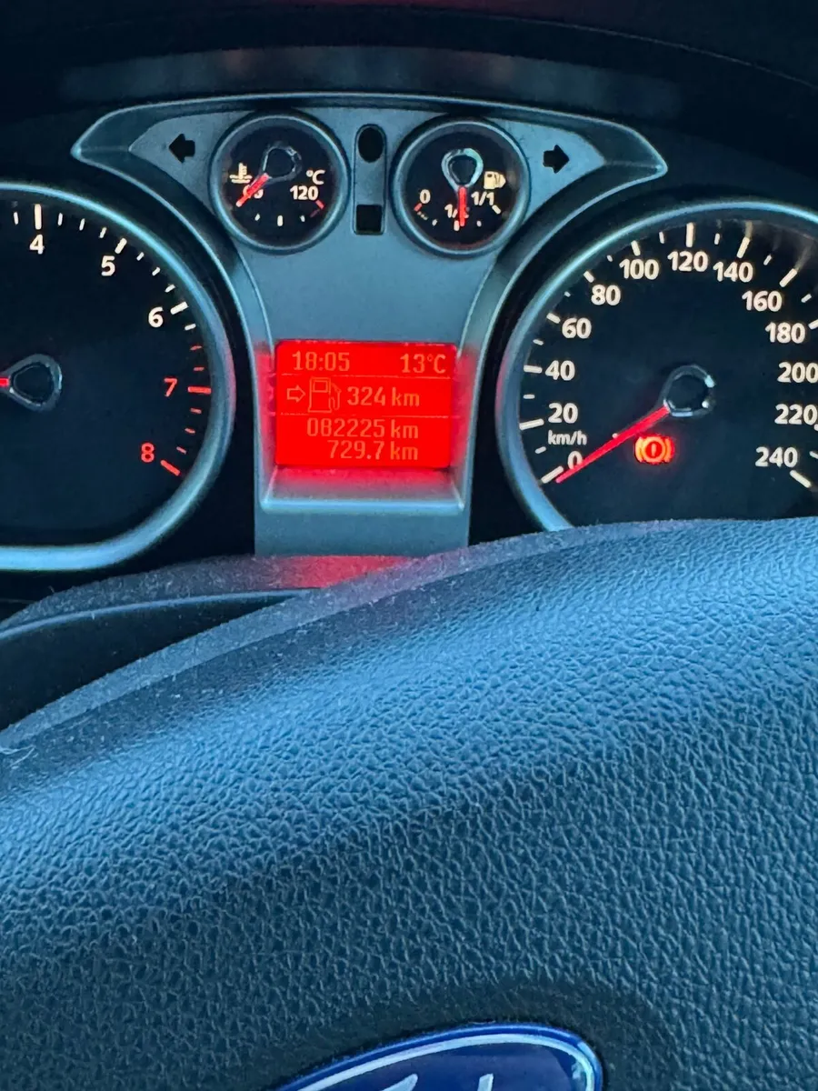 Ford Focus 2008 - Image 2