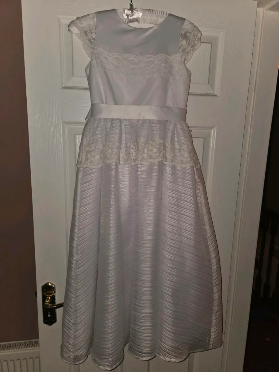 Communion dress - Image 1