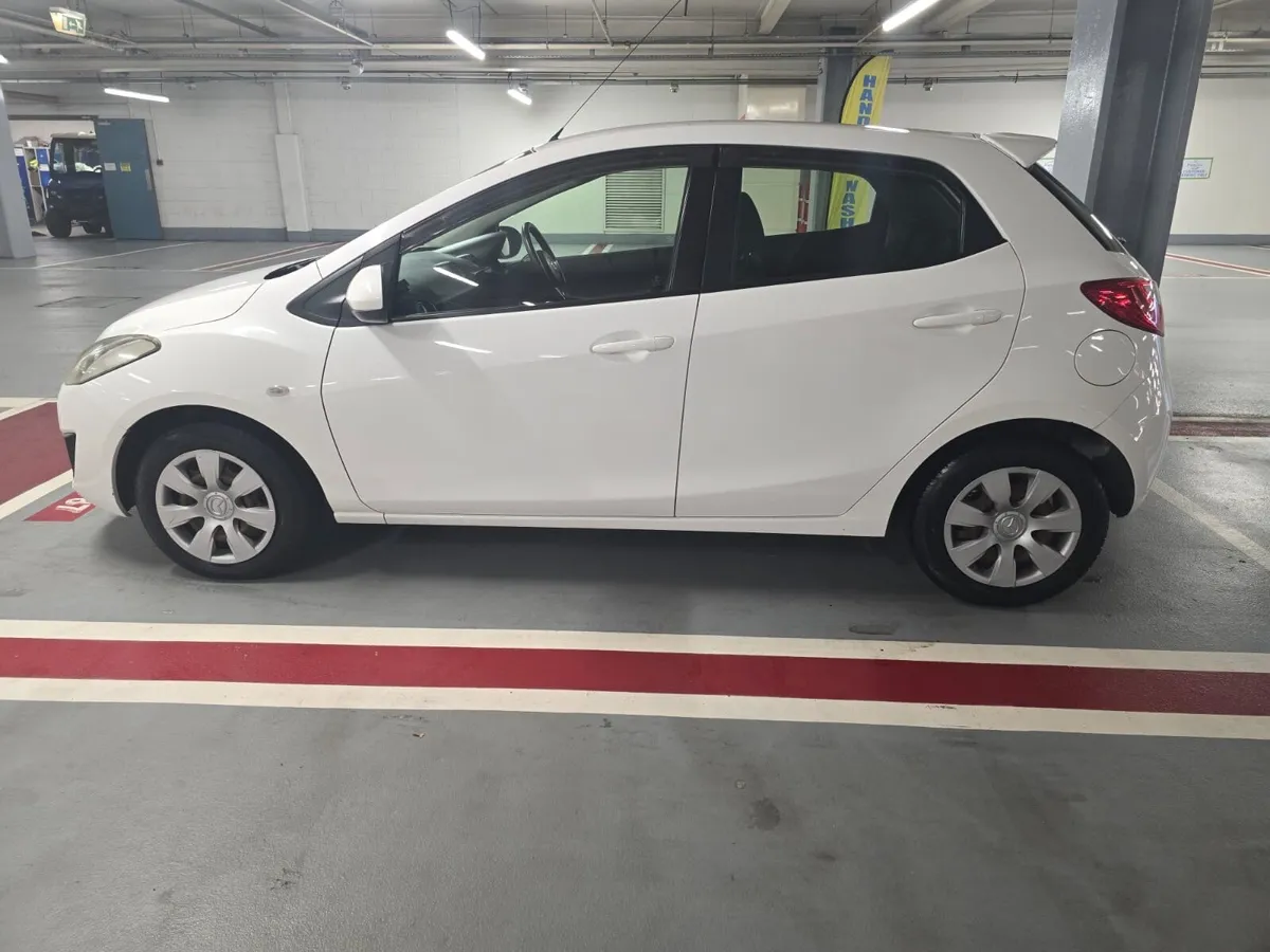 Mazda Demio 2014 Automatic - Image 4