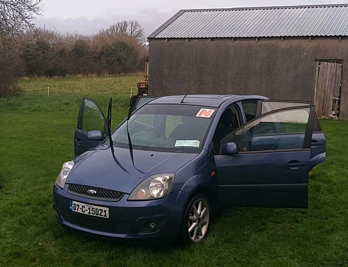 Ford Fiesta - Image 1