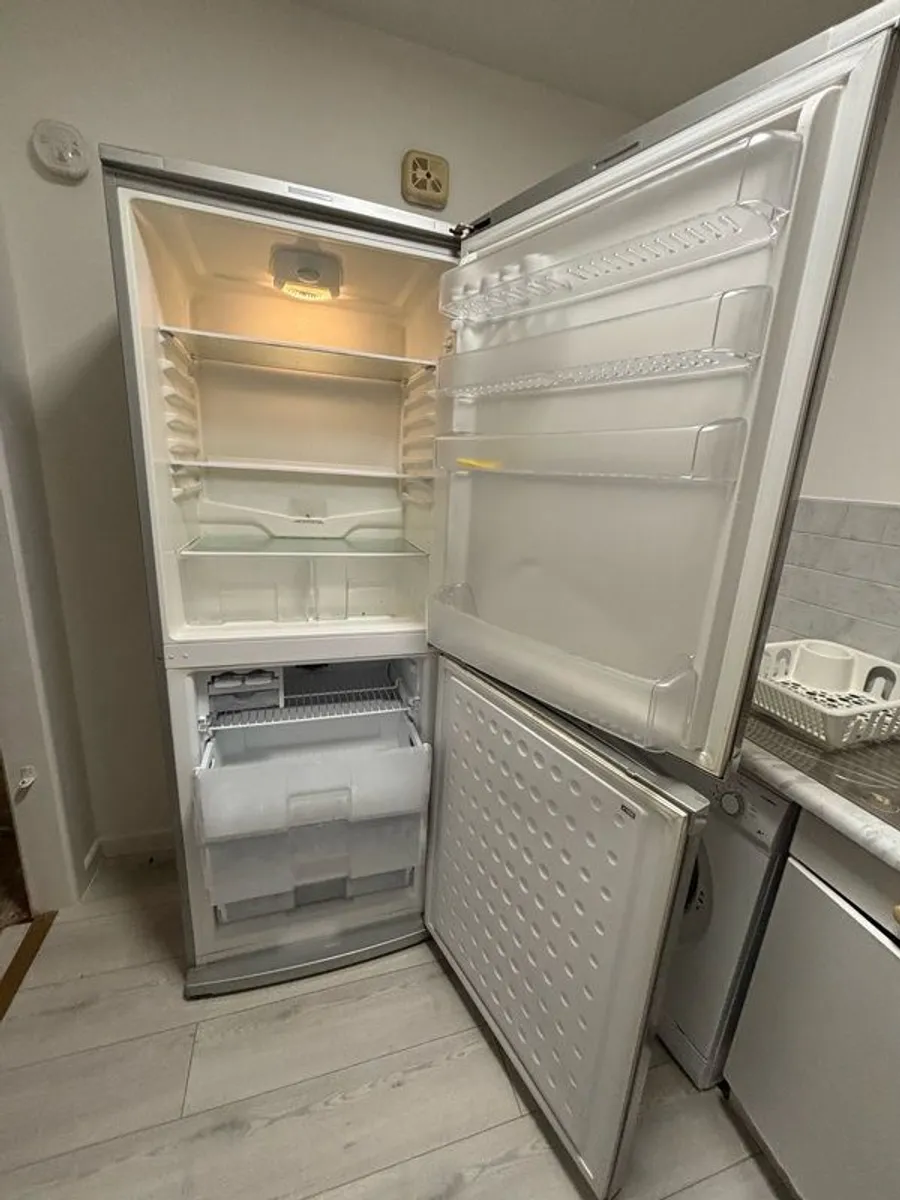 Fridge - Image 2