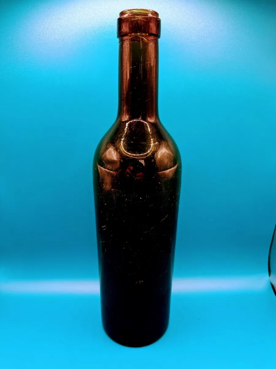 Old glass bottles - Image 2