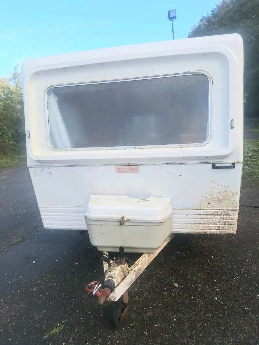 Vintage eccles caravan - Image 2