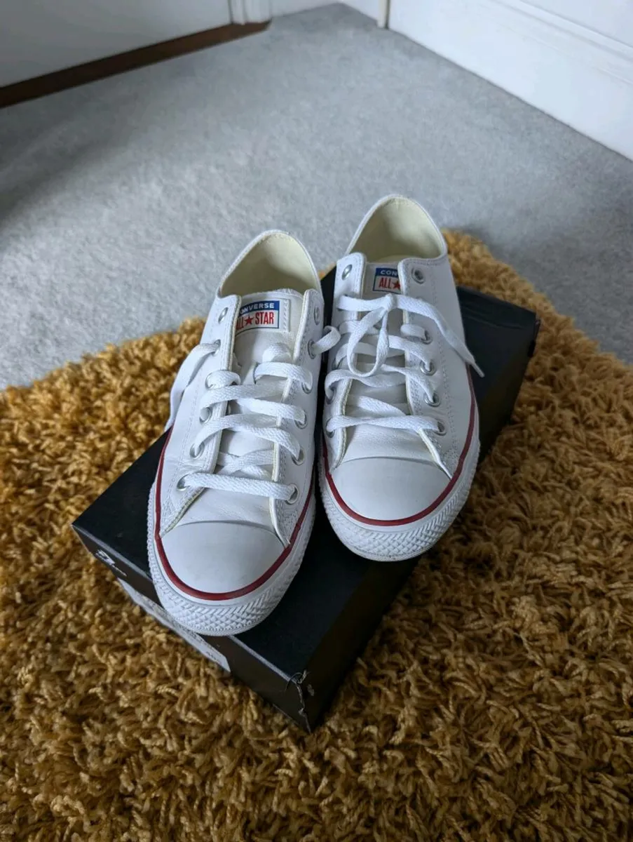 Converse - Image 1
